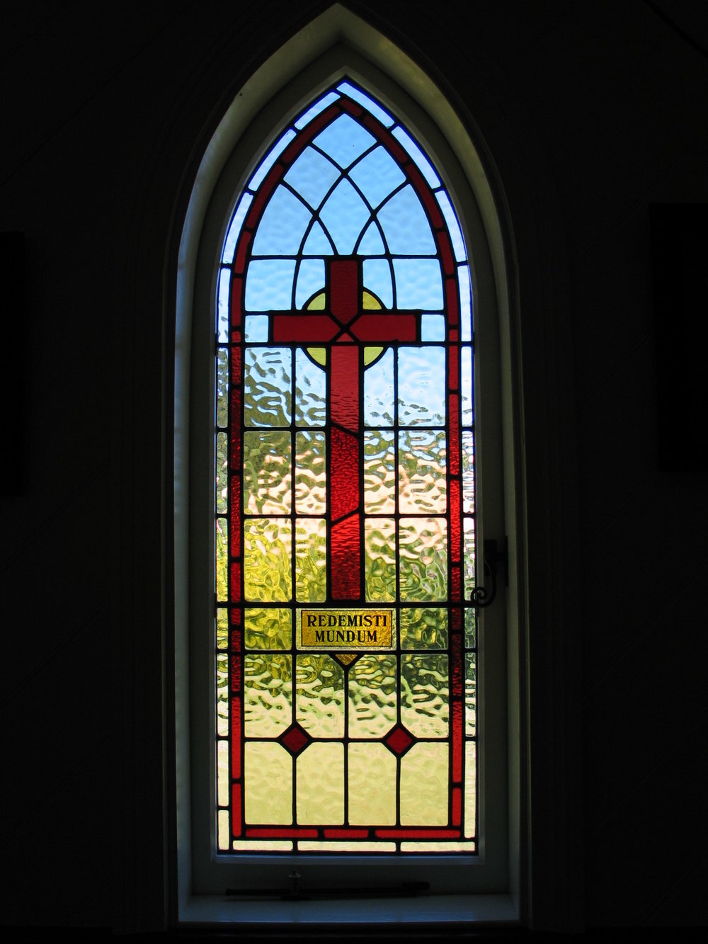 Stained_glass_cross_Akaroa.jpg