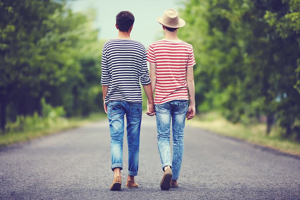 gaycouple(1).jpg